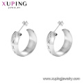 E-688 joyas de acero inoxidable color plata de moda xuping, pendientes de mujer tallados simples